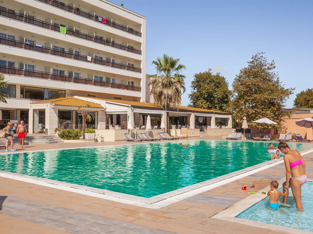 Olympian Bay Grand Resort