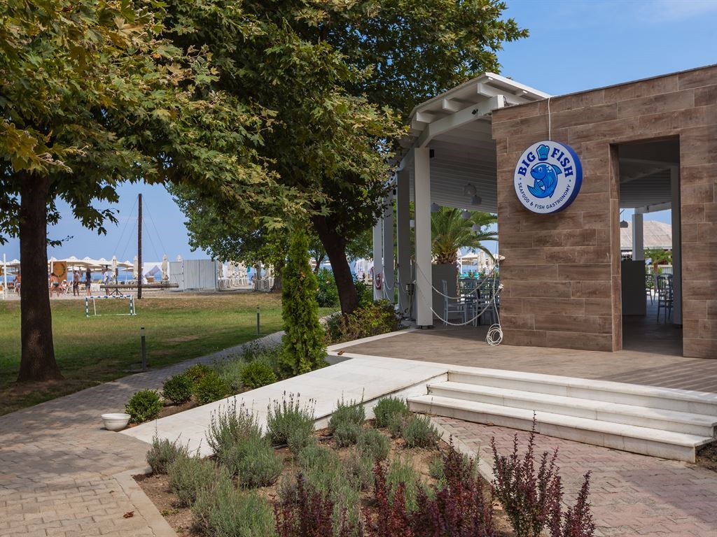 Olympian Bay Grand Resort