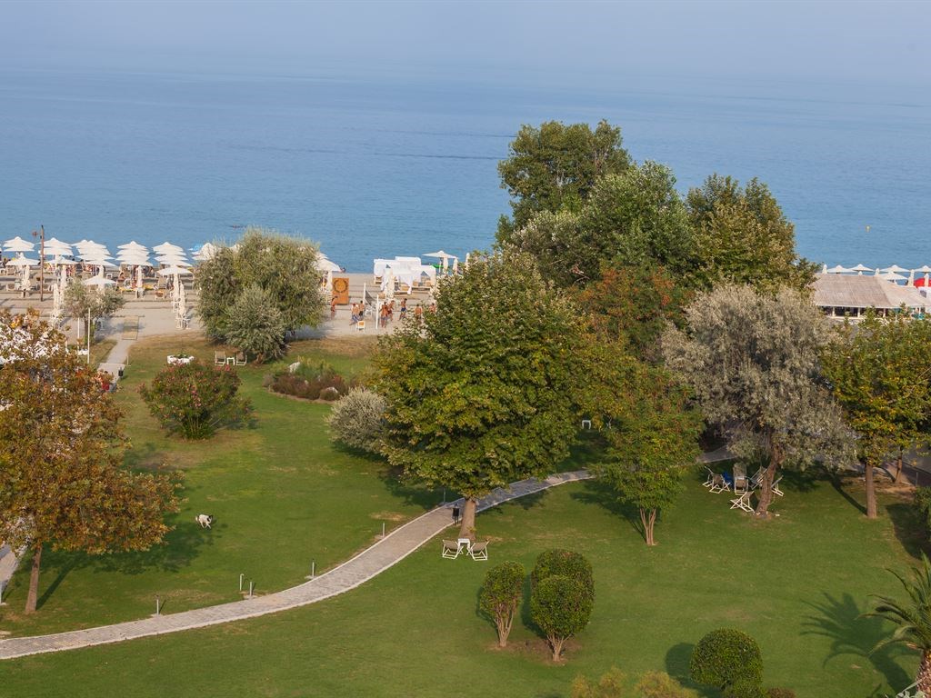 Olympian Bay Grand Resort