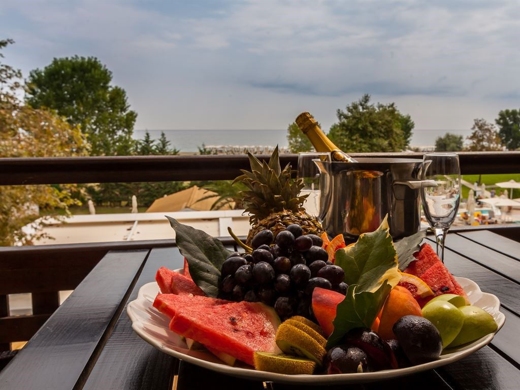 Olympian Bay Grand Resort