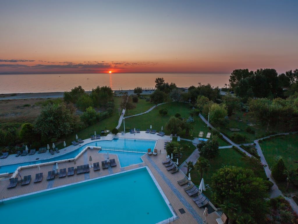 Olympian Bay Grand Resort