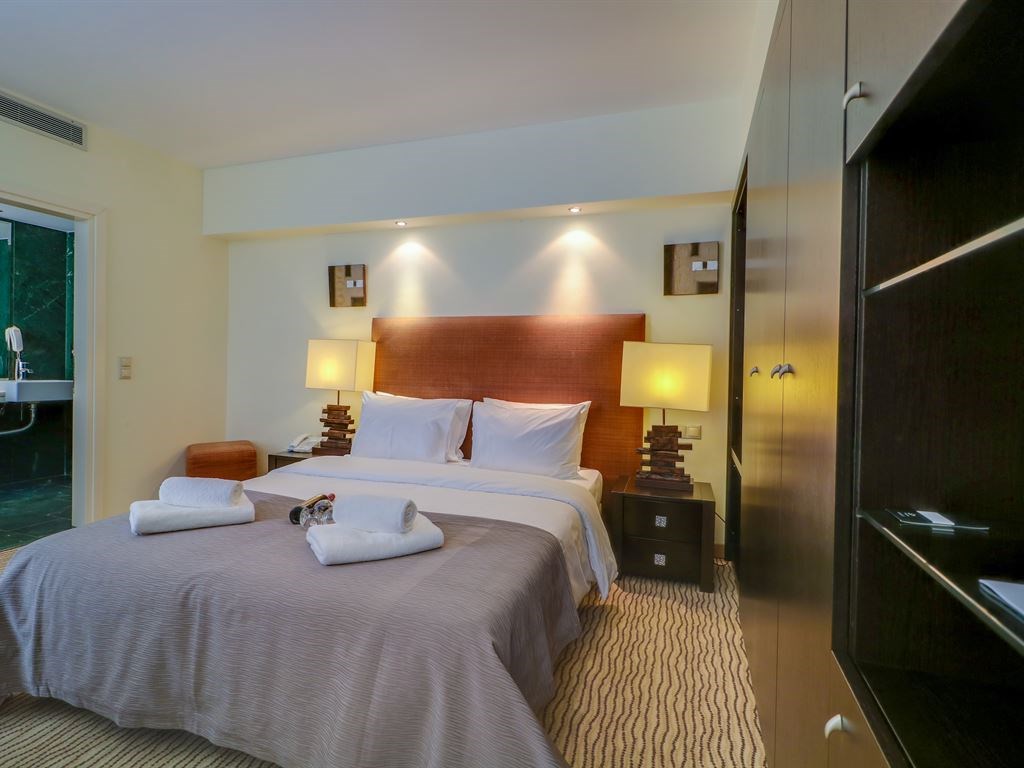 Olympian Bay Grand Resort