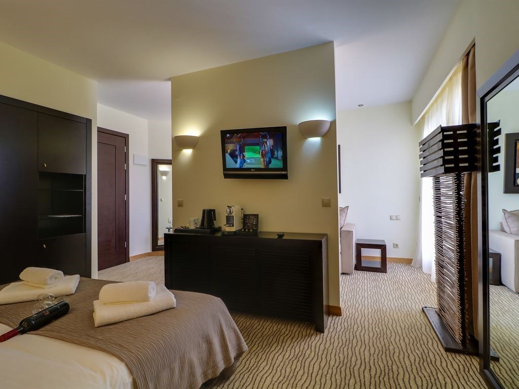 Olympian Bay Grand Resort