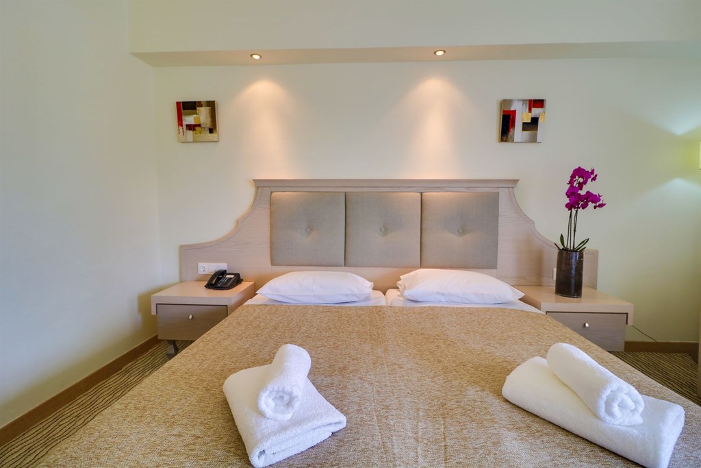 Olympian Bay Grand Resort