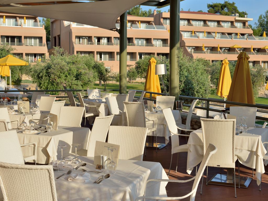 Royal Paradise Beach Resort & Spa