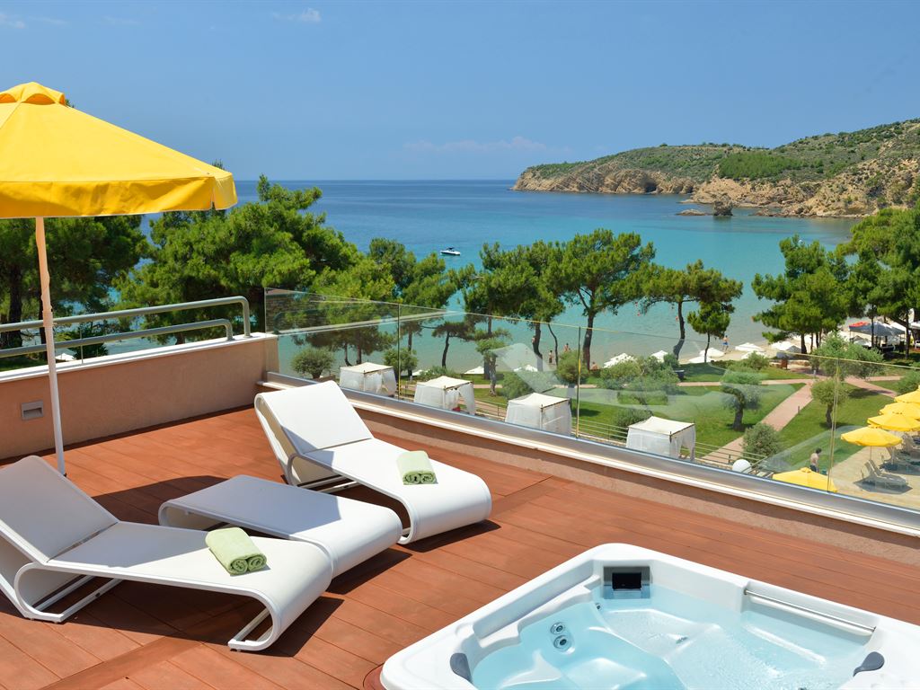 Royal Paradise Beach Resort & Spa