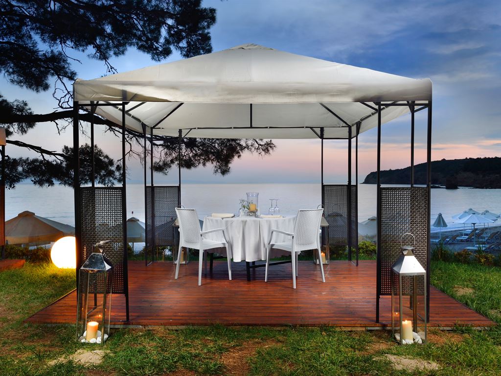 Royal Paradise Beach Resort & Spa