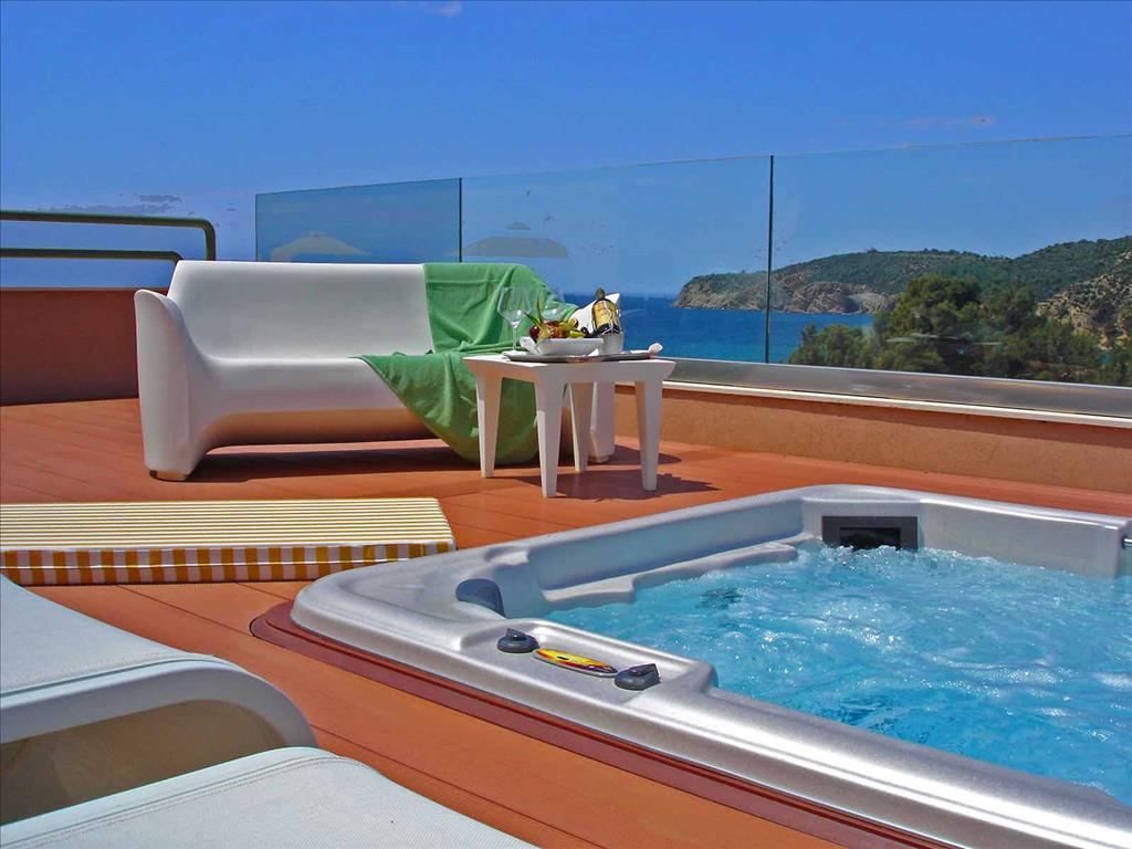 Royal Paradise Beach Resort & Spa