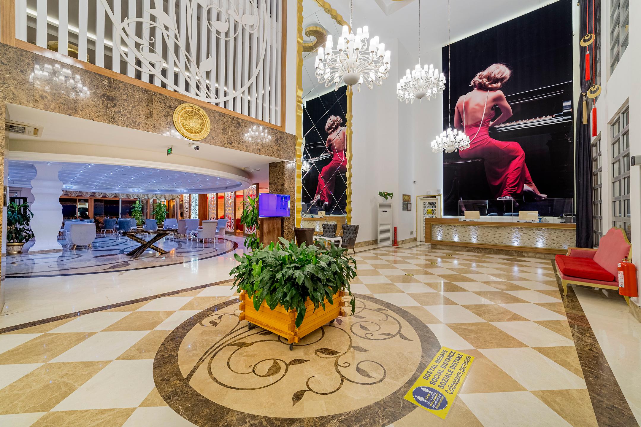 Justiniano Deluxe Resort