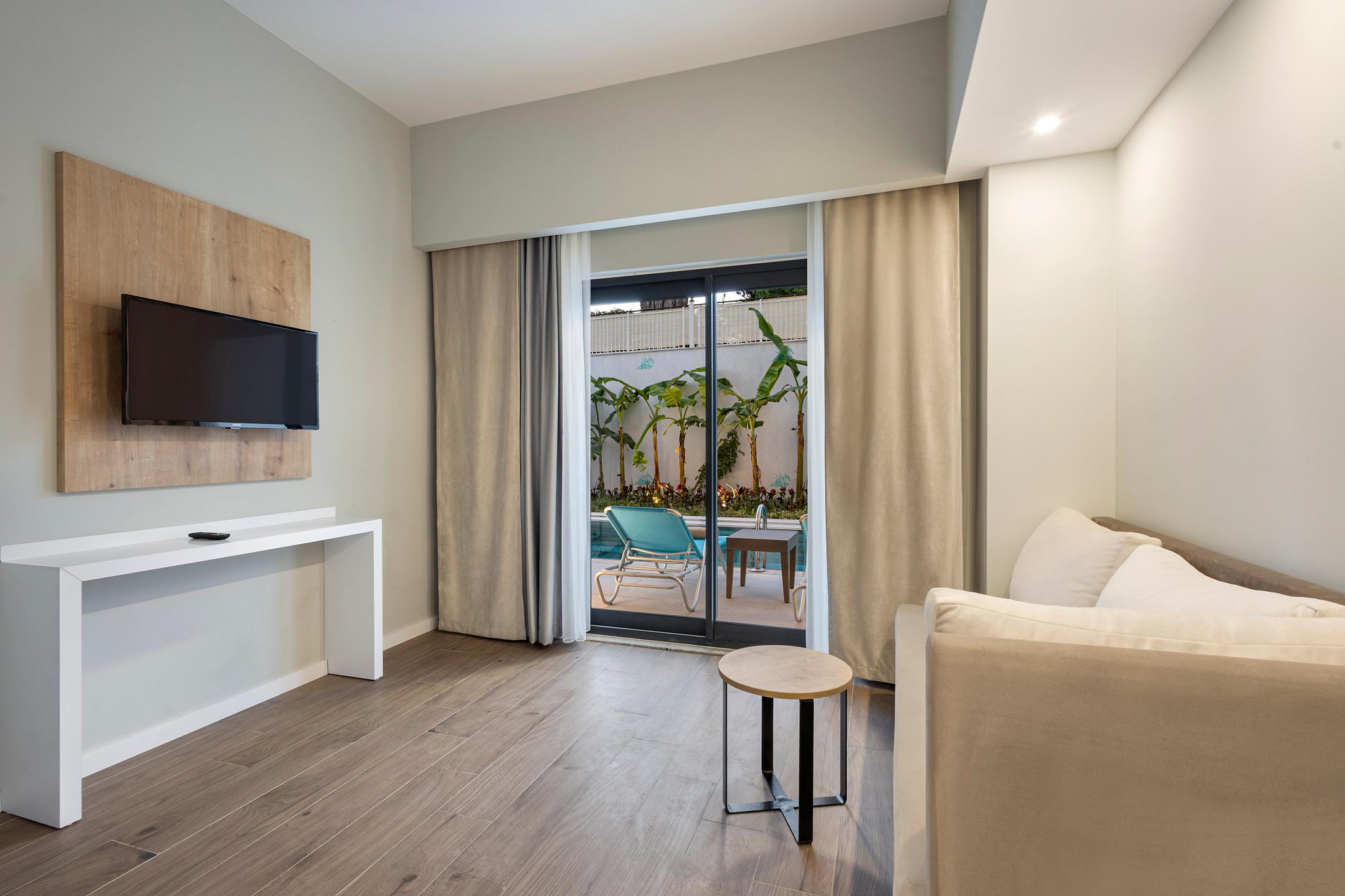 Arcanus Hotels Trendline Side