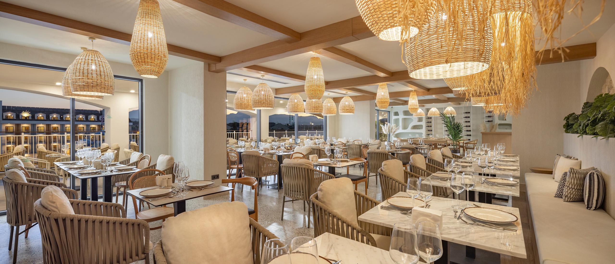 Arcanus Hotels Trendline Side