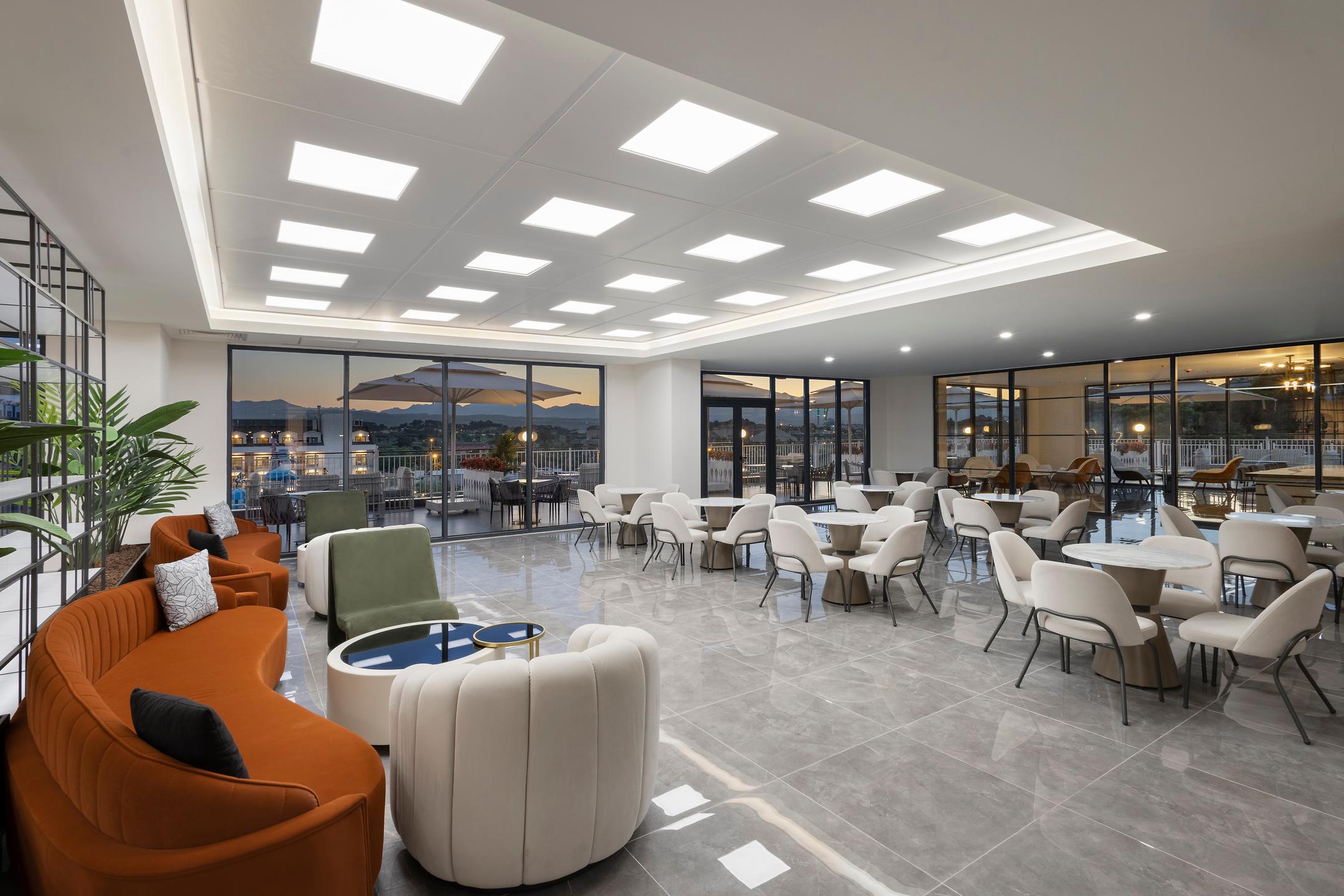 Arcanus Hotels Trendline Side