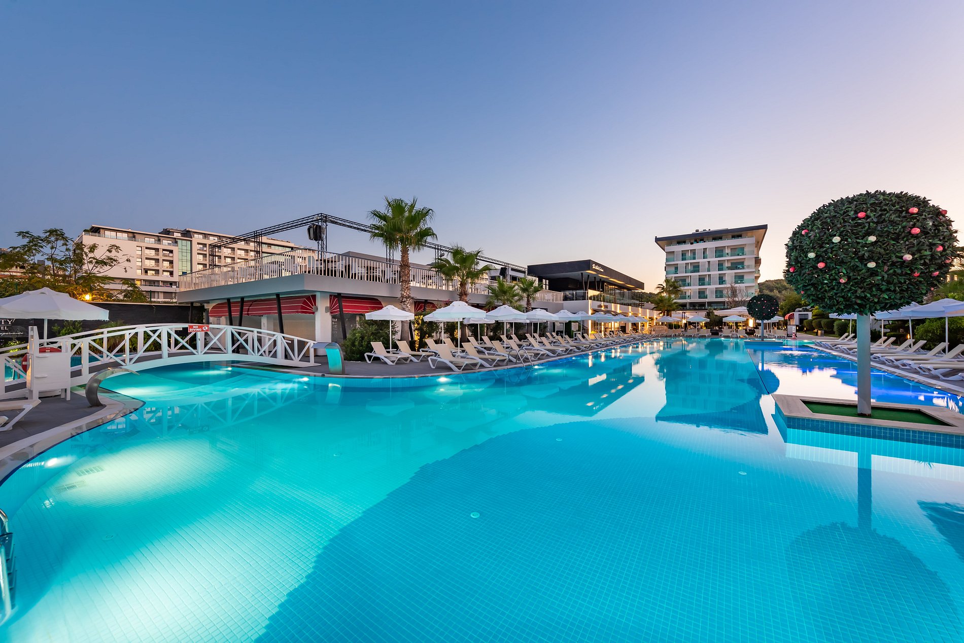 White City Resort Hotel