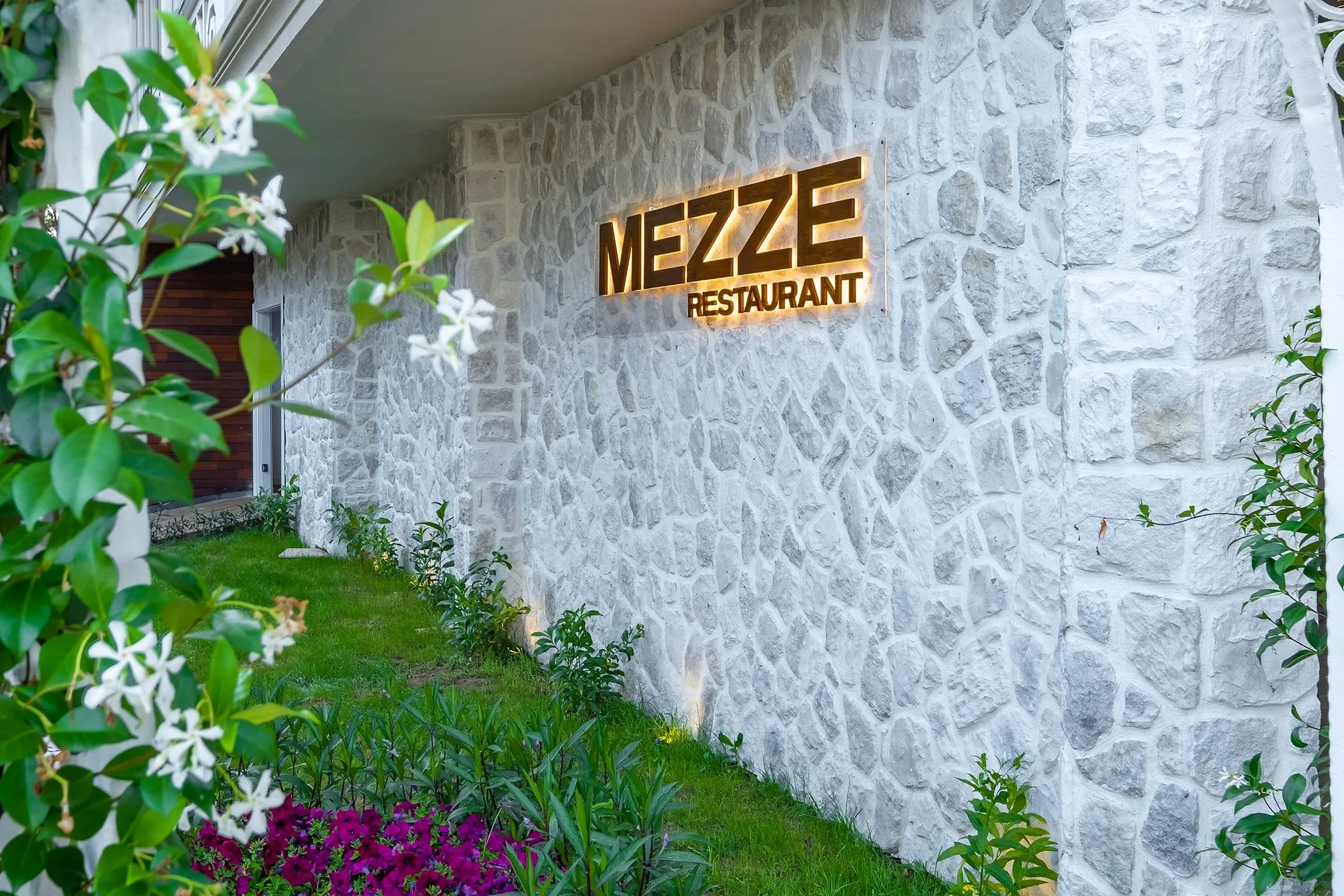 Utopia Resort & Residence