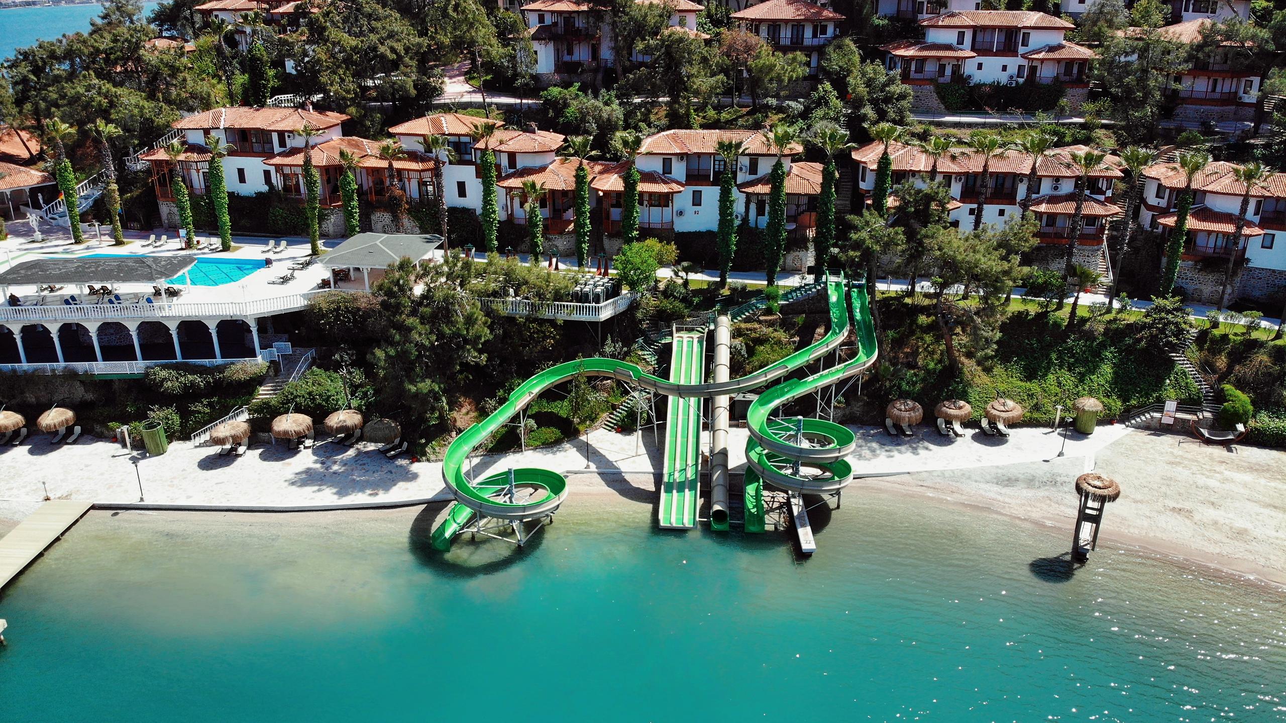 Club & Hotel Letoonia