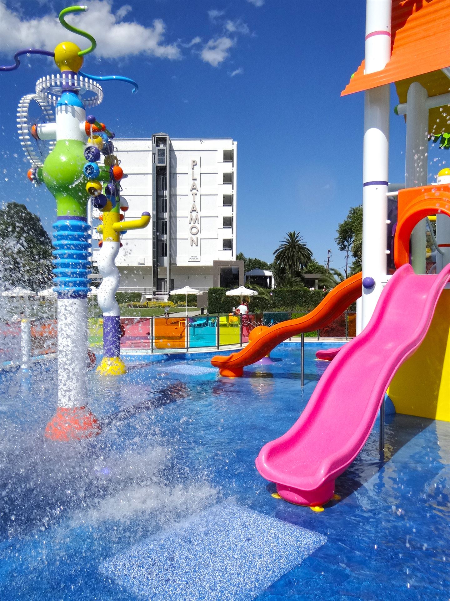 Cronwell Platamon Resort