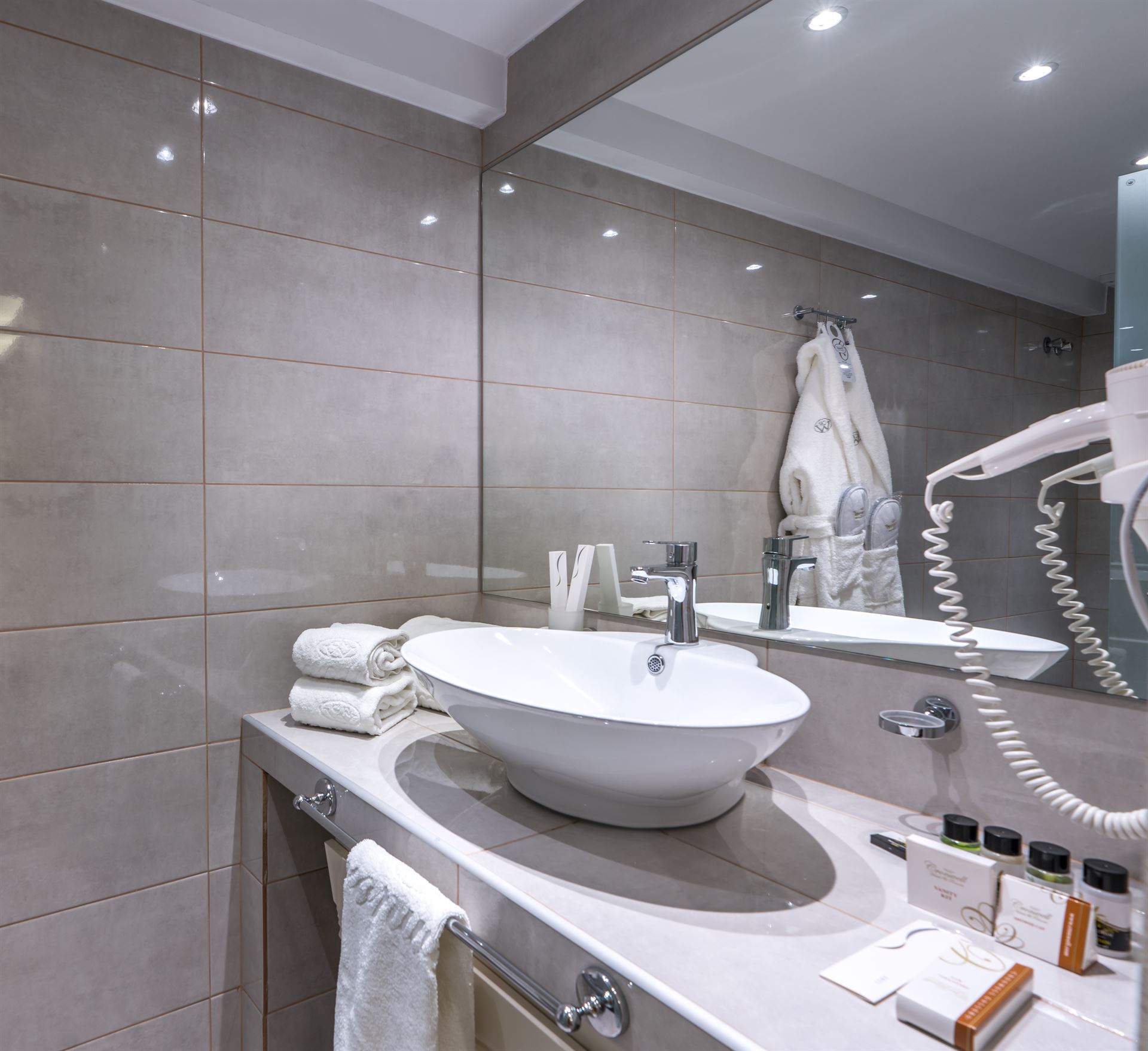 Cronwell Platamon Resort
