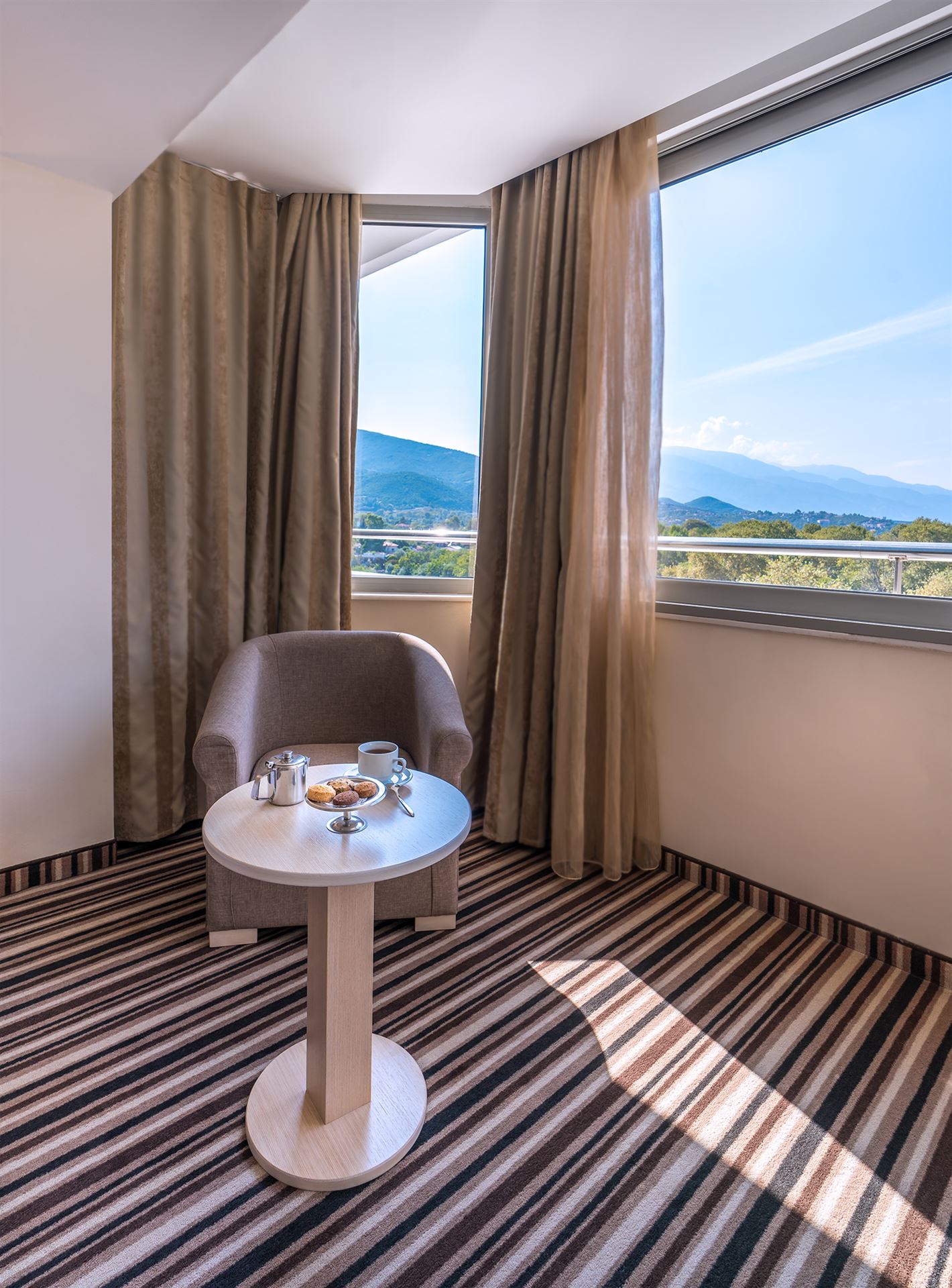 Cronwell Platamon Resort