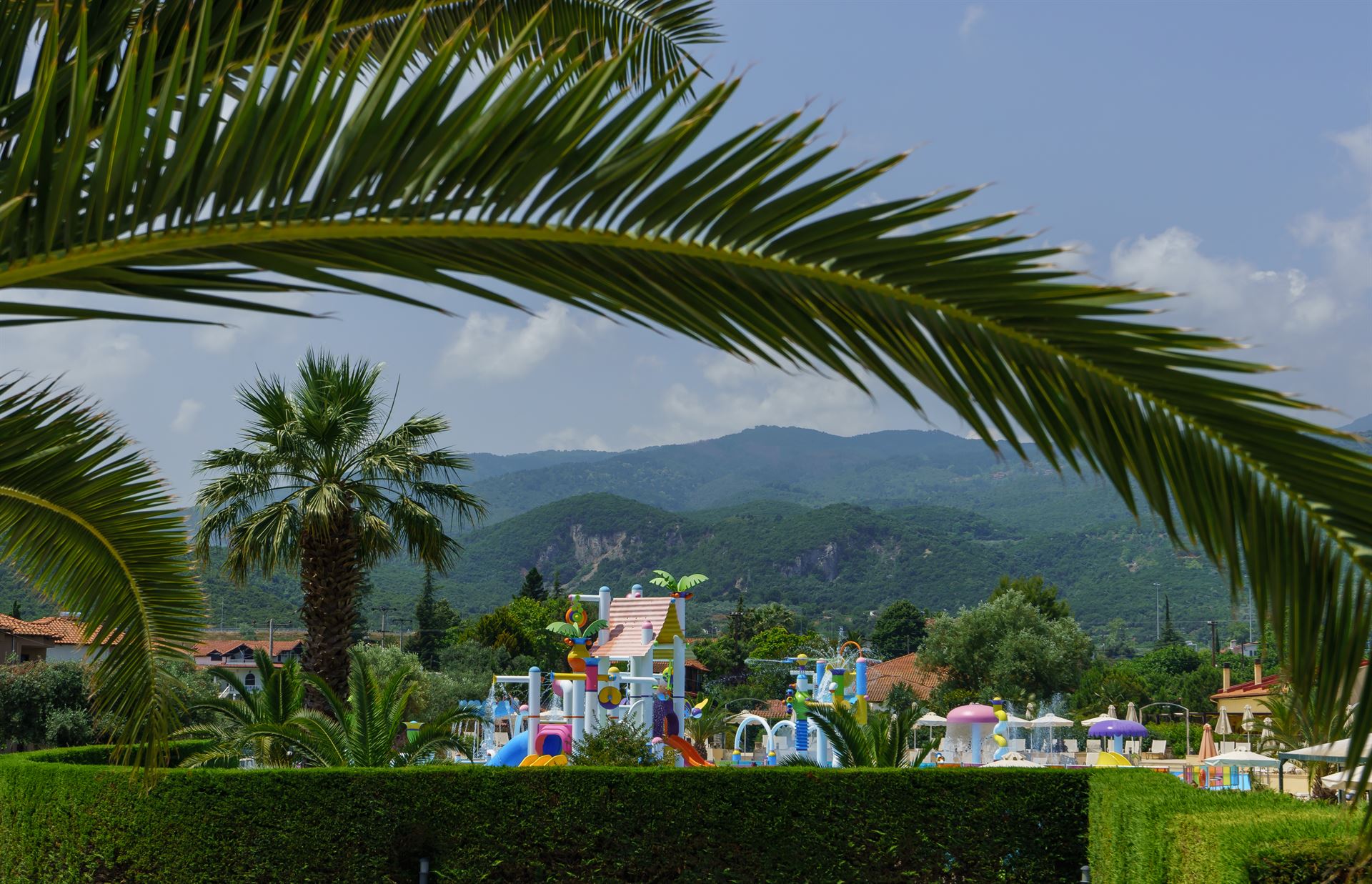 Cronwell Platamon Resort