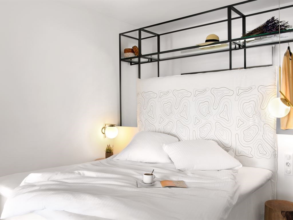 Akrathos Beach Hotel