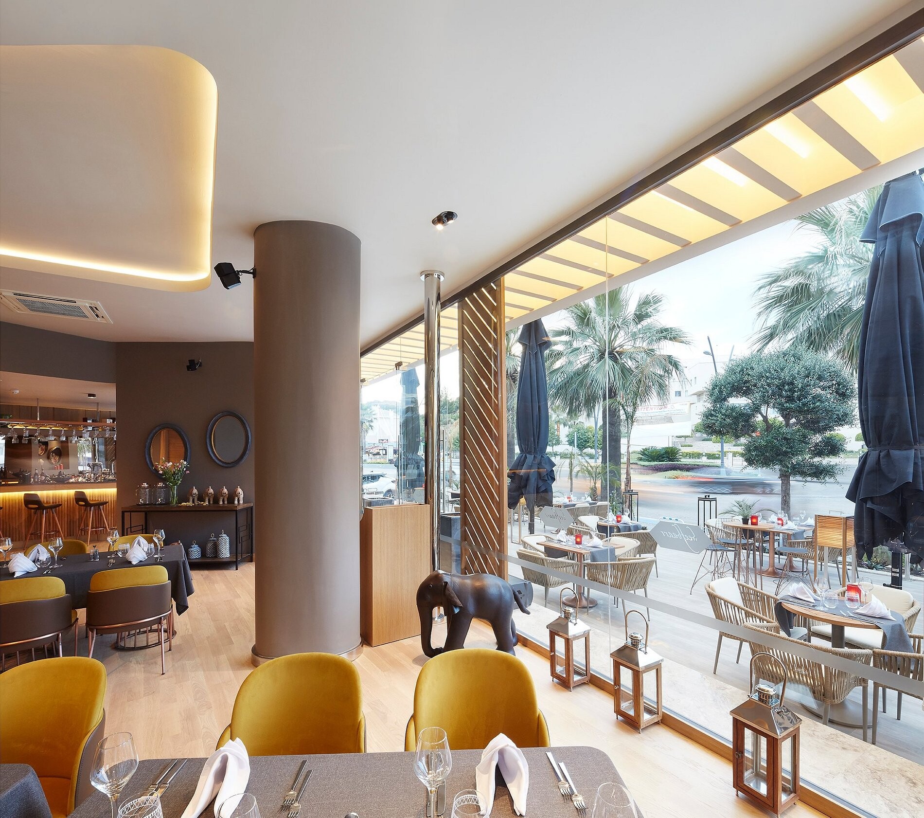 Lalila Blue Suites