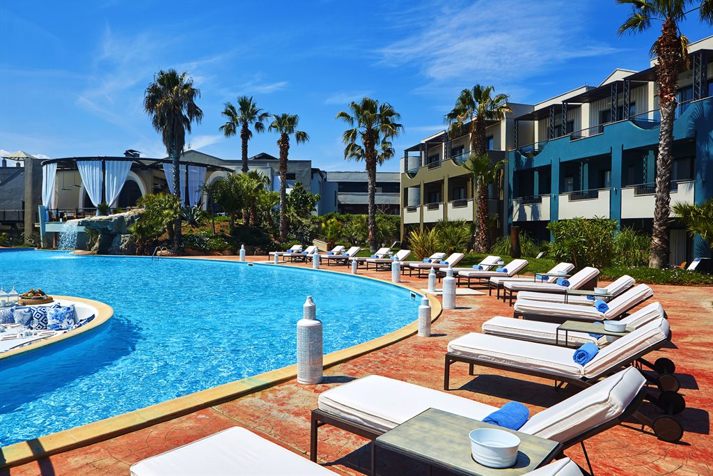Ilio Mare Beach Hotel