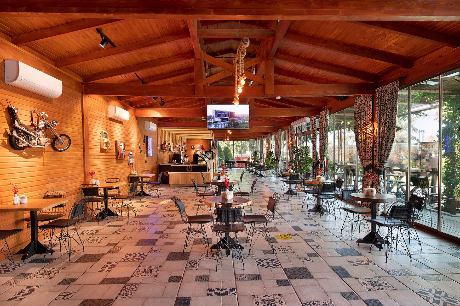 Kamelya Collection Aishen K Club