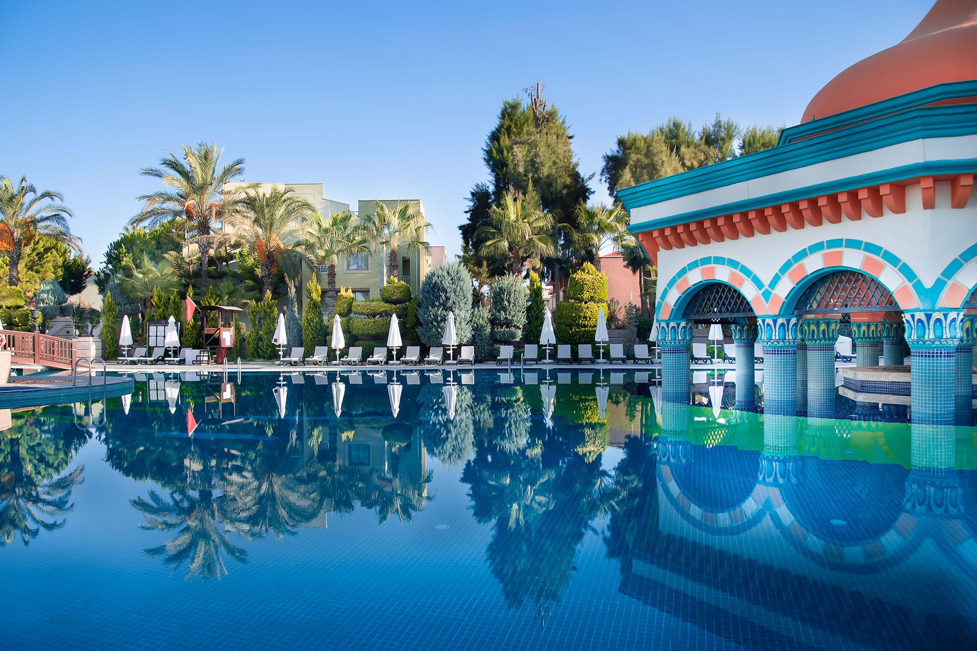 Kamelya Collection Aishen K Club