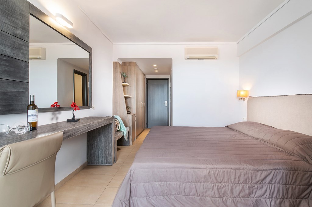 Lagomandra Hotel & Spa