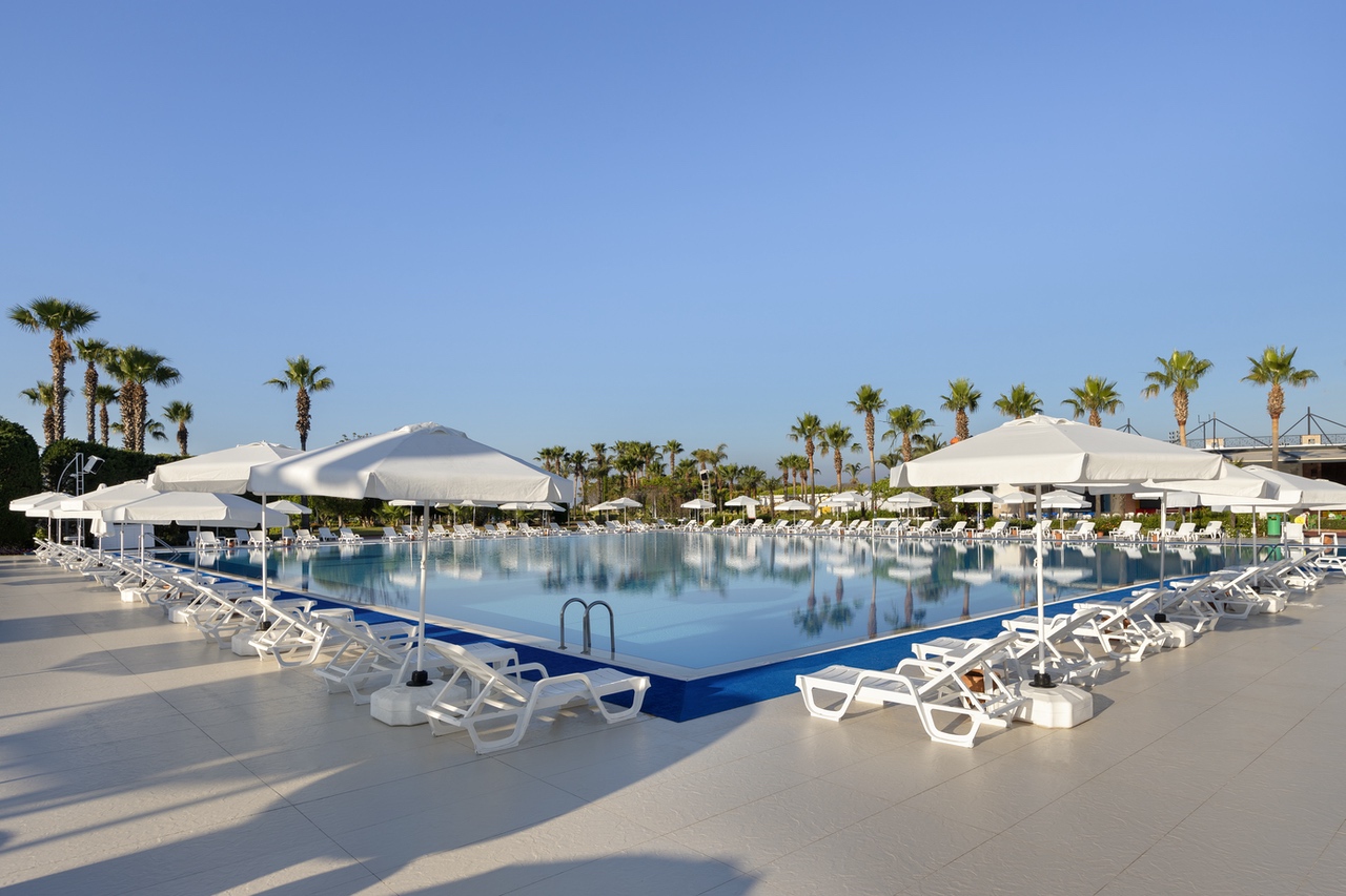 Miracle Resort Hotel
