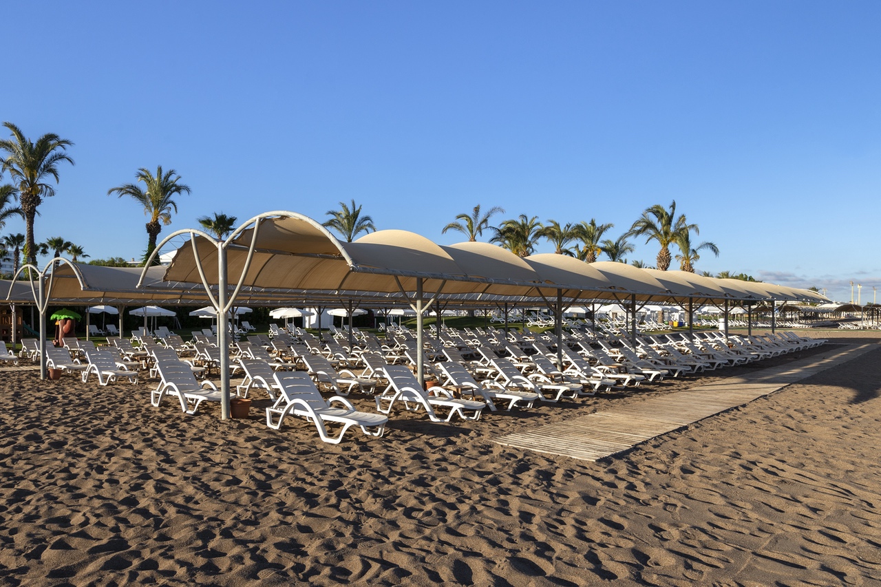 Miracle Resort Hotel