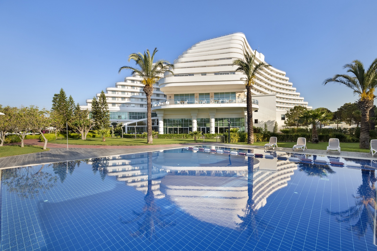 Miracle Resort Hotel