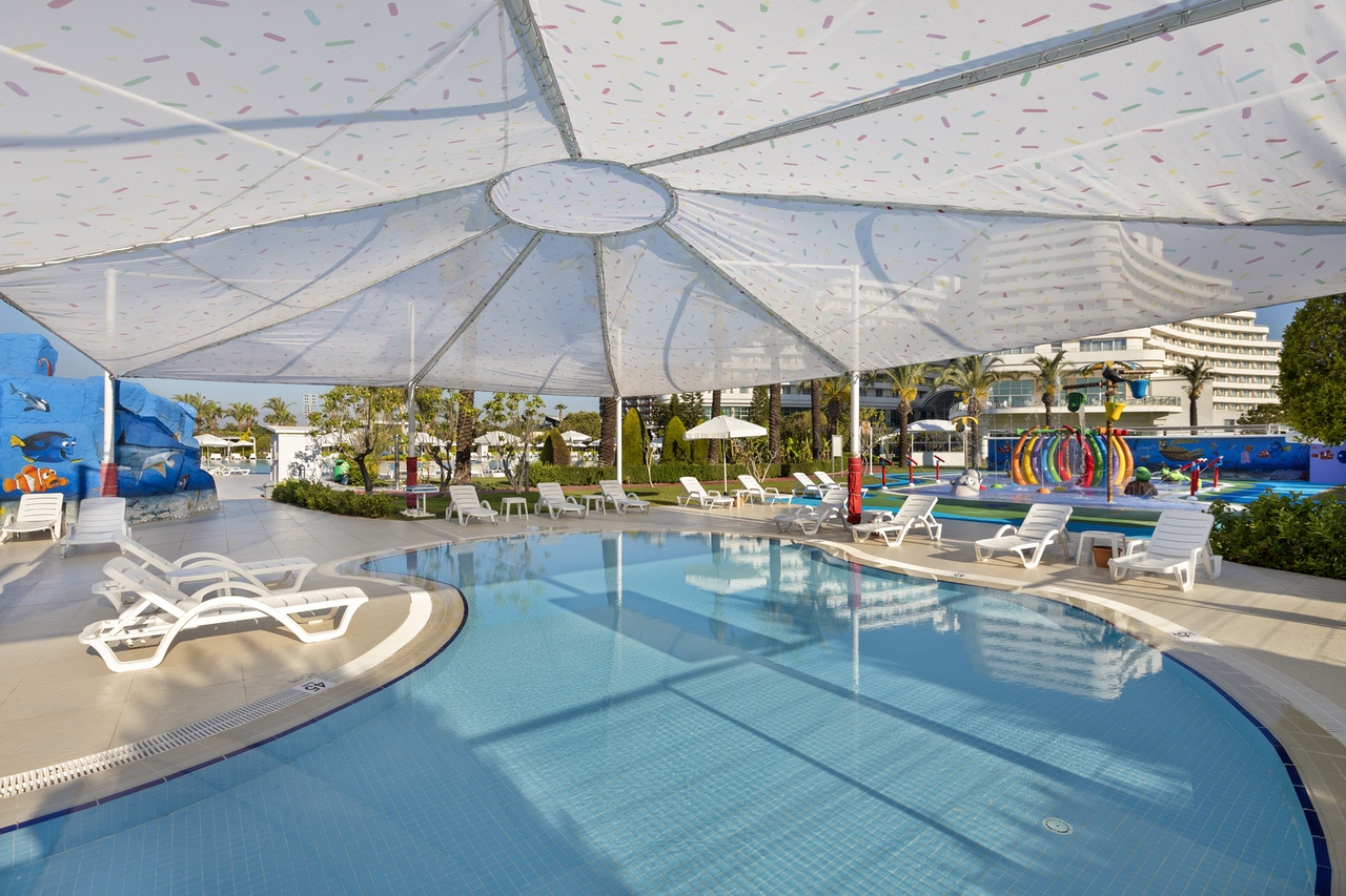 Miracle Resort Hotel