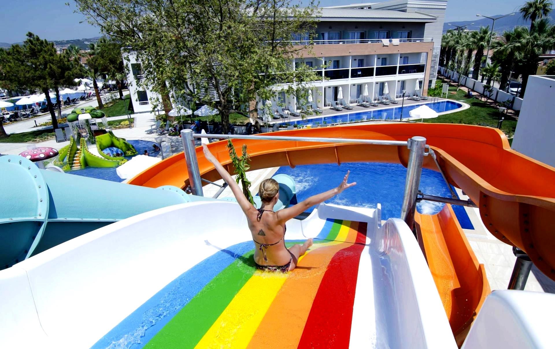 Palm Wings Beach Resort & Spa Kusadasi