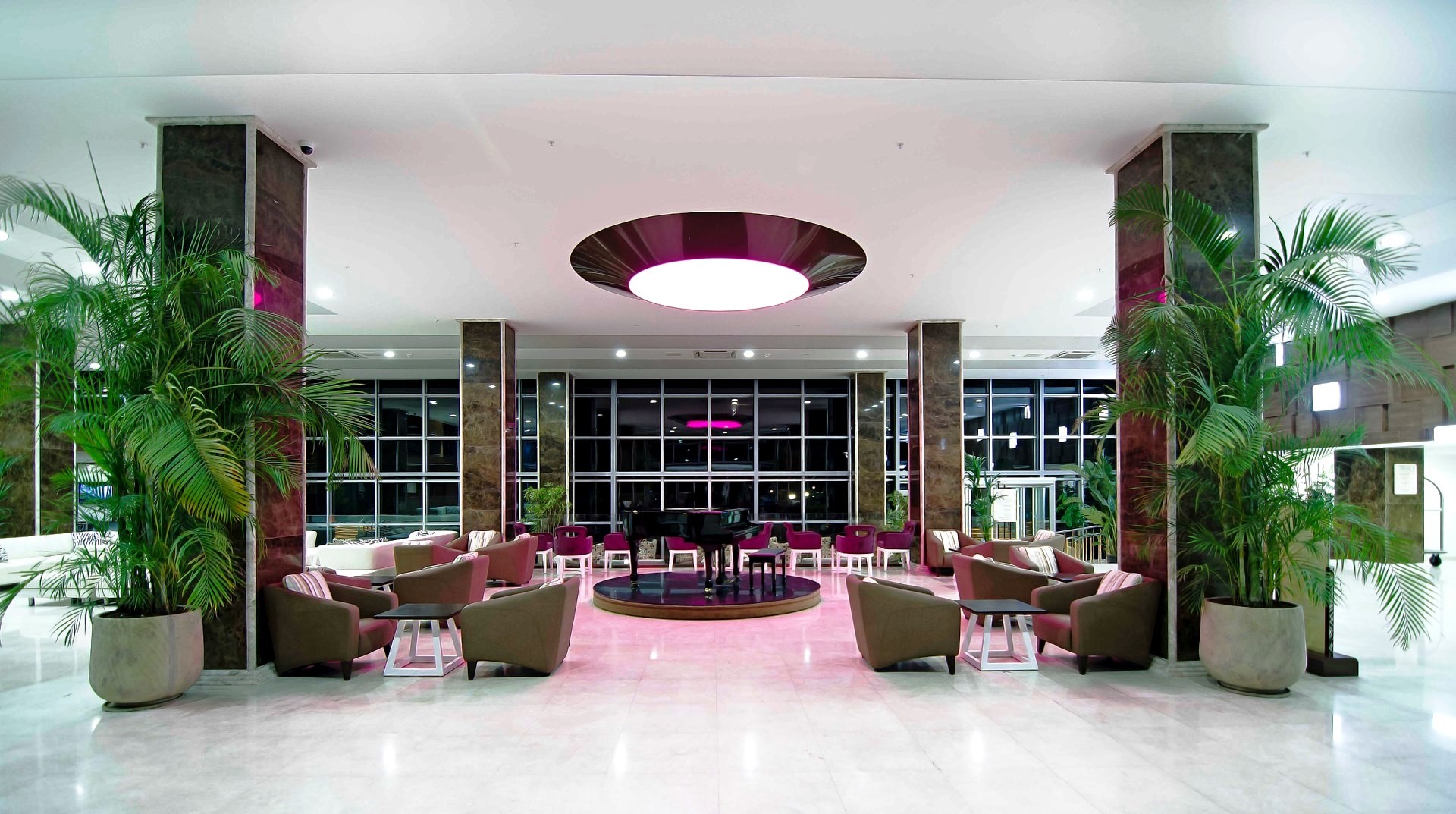 Palm Wings Beach Resort & Spa Kusadasi