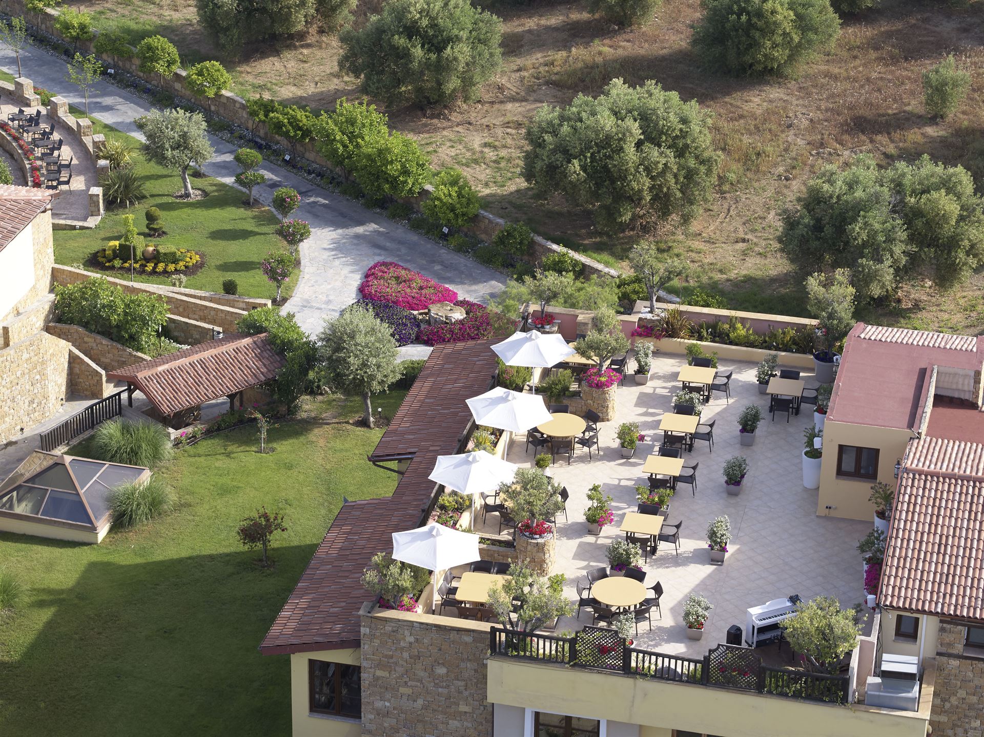 Anthemus Sea Beach Hotel & Spa