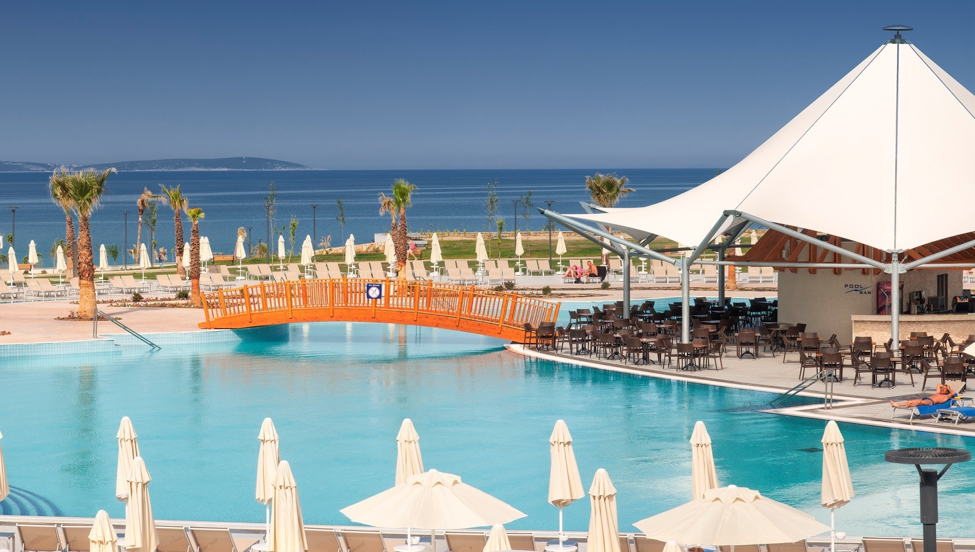 Aquasis Deluxe Resort & Spa