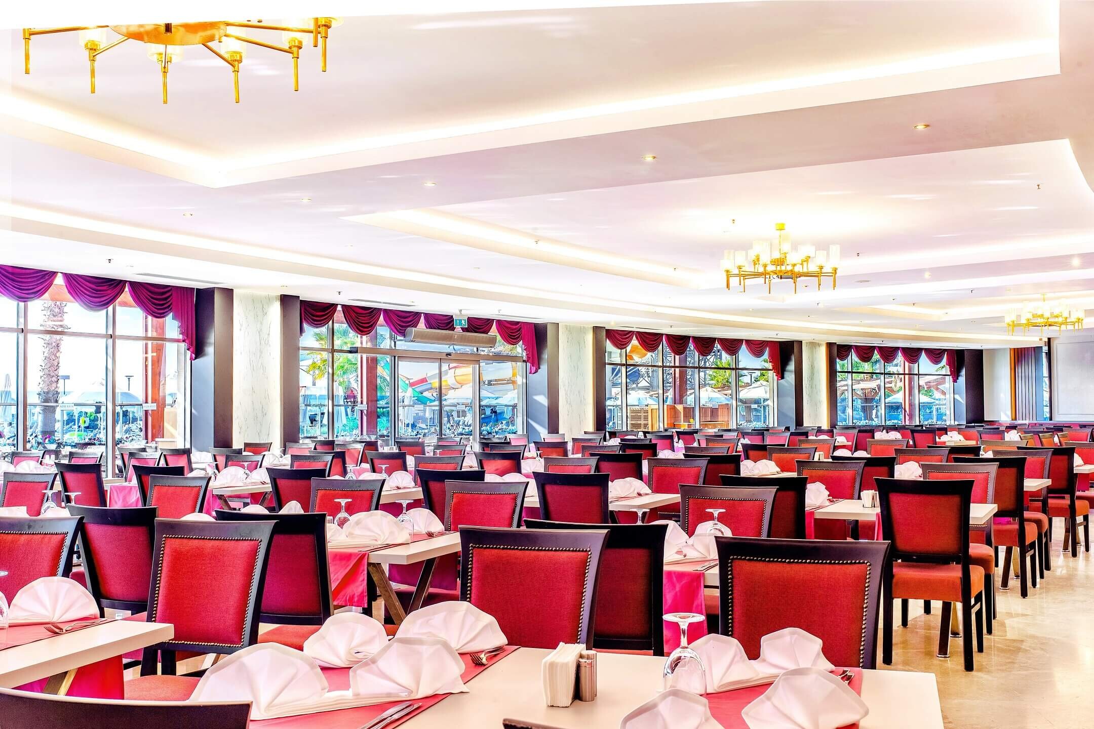 Aquasis Deluxe Resort & Spa